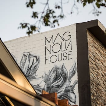 Magnolia House - Cocktail Bars Near Me - Pasadena, California