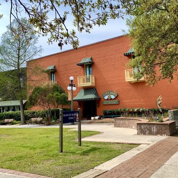 River Room - The outside of the restaurant - Seafood Near Me - Georgetown, South Carolina River Room - The outside of the restaurant - Seafood Near Me - Georgetown, South Carolina