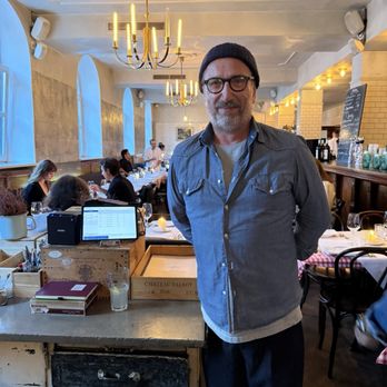 Chez Fritz - Tom friendly owner - Brasseries Near Me - Munich, BY