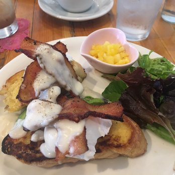 Cream Pot - Hawaiian Benedict - Breakfast & Brunch Near Me - Honolulu, Hawaii Cream Pot - Hawaiian Benedict - Breakfast & Brunch Near Me - Honolulu, Hawaii