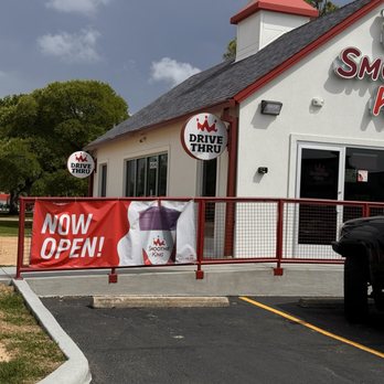 Smoothie King - Outside - Juice Bars & Smoothies Near Me - Pearland, Texas Smoothie King - Outside - Juice Bars & Smoothies Near Me - Pearland, Texas