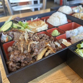 Roll Call - Bulgogi Beef Bento - Sushi Bars Near Me - Los Angeles, California