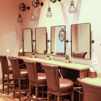 1884 Plaza - Groom Suite - Venues & Event Spaces Near Me - Stanton, Texas 1884 Plaza - Groom Suite - Venues & Event Spaces Near Me - Stanton, Texas