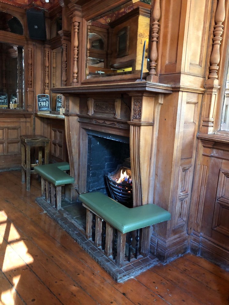 WAXY’S LITTLE SISTER 23 Photos & 24 Reviews 20 Wardour Street