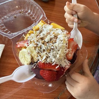 Pacific Fruit Bar - Açaí bowl - Sandwiches Near Me - Chula Vista, California
