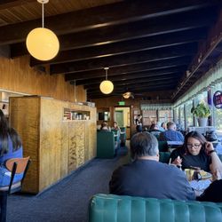 Bert's Cafe - Inside
