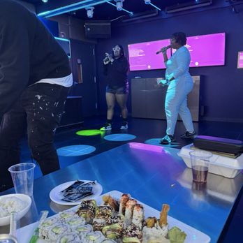 Voix Karaoke Lounge - Karaoke Near Me - Philadelphia, Pennsylvania Voix Karaoke Lounge - Karaoke Near Me - Philadelphia, Pennsylvania