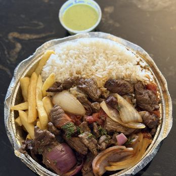 Leña Y Carbón IV - Lomo Saltado (~$18) - Seafood Near Me - Union City, New Jersey Leña Y Carbón IV - Lomo Saltado (~$18) - Seafood Near Me - Union City, New Jersey