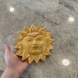 Playing Picasso - Painted sun