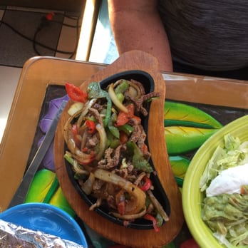 El Torero - Moms YUMMY steak fajitas!! - Mexican Near Me - Warren, Ohio