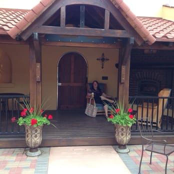 Cantabria - Patio area - Coffee & Tea Near Me - Bemidji, Minnesota