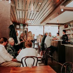 Gibson's Wine Store - Inside