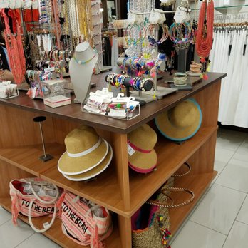 Versona - Accessories - Women's Clothing Near Me - Irving, Texas