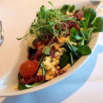 Die Waid - Nüsslisalat mit Speck und Ei - Swiss Food Near Me - Zürich, ZH Die Waid - Nüsslisalat mit Speck und Ei - Swiss Food Near Me - Zürich, ZH