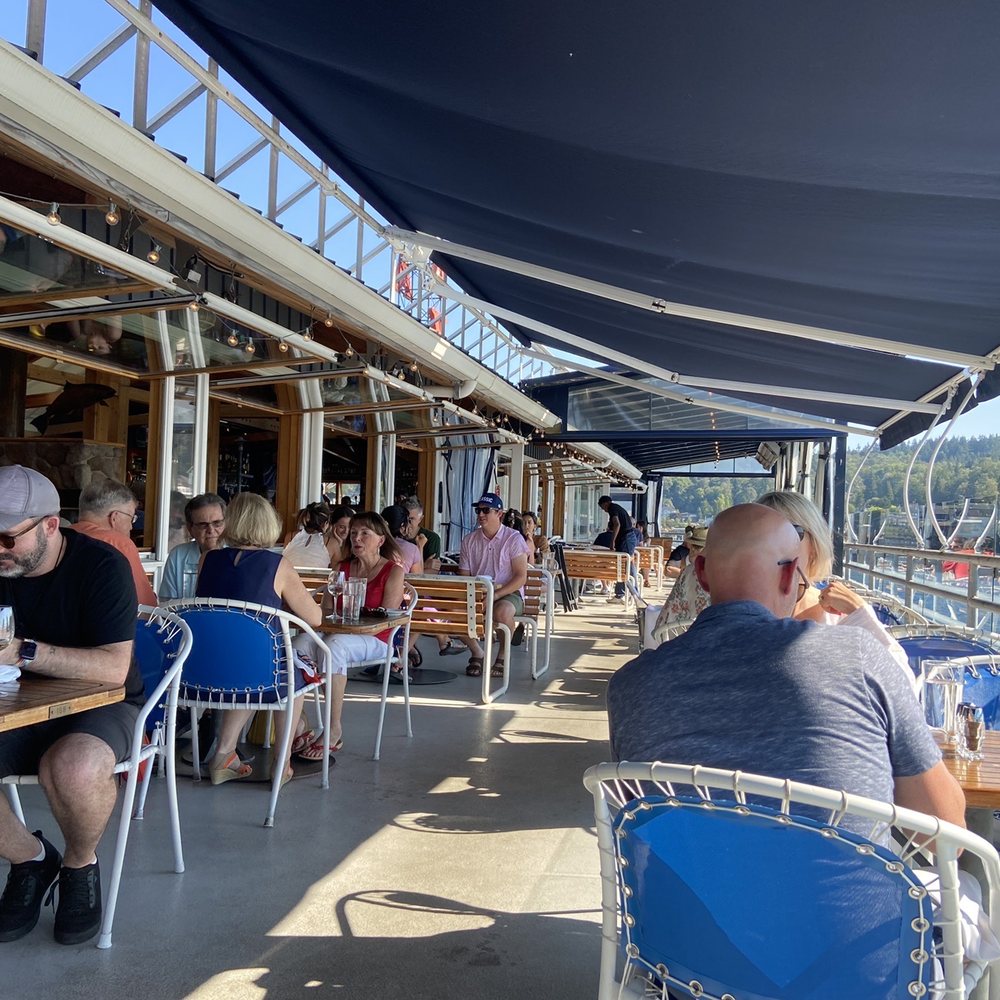 Ray's Café - Seafood Near Me - Seattle, Washington Ray's Café - Seafood Near Me - Seattle, Washington