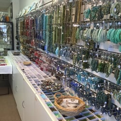 The Bead Hive - Bead selection
