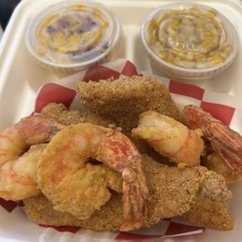 Smokin’ Wings and Southern Things - Catfish and shrimp combo. 3/5 Stars - Southern Near Me - Honolulu, Hawaii Smokin’ Wings and Southern Things - Catfish and shrimp combo. 3/5 Stars - Southern Near Me - Honolulu, Hawaii