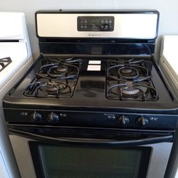 EAZ Used Appliances - GE Gas Stove 5 burner. Other stoves available. All appliances CASH only, 30-day guarantee.