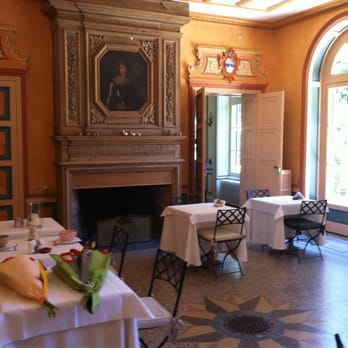 Château des Poccards - Bed & Breakfast Near Me - Hurigny, 71