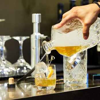 AC Lounge - Irvine - Lounges Near Me - Irvine, California