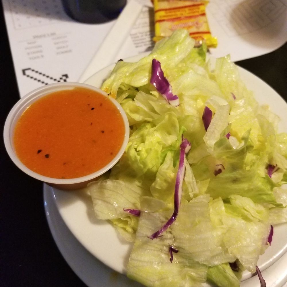 Eagle Cafe - Salad with meal - Breakfast & Brunch Near Me - Honolulu, Hawaii Eagle Cafe - Salad with meal - Breakfast & Brunch Near Me - Honolulu, Hawaii