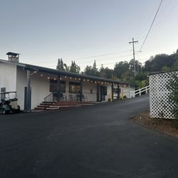 The Jackson Lodge - Outside the front desk where you check in