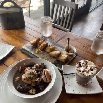 Farmhouse Cafe - Breakfast & Brunch Near Me - Honolulu, Hawaii