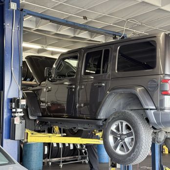 Pep Boys - Jeep Wrangler Aix battery replacement. - Auto Repair Near Me - Lakewood, California Pep Boys - Jeep Wrangler Aix battery replacement. - Auto Repair Near Me - Lakewood, California
