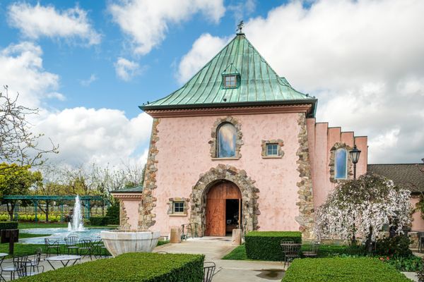 PEJU Winery by null