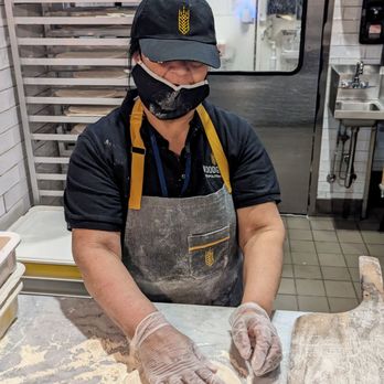 Woodgrain Pizzeria - Pizza Near Me - Chicago, Illinois