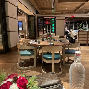 Lightkeepers - Empty table - New American Near Me - Key Biscayne, Florida