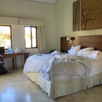 Santuario Diegueño - Inside room 201 firm king bed - Hotels Near Me - Tecate, BCN