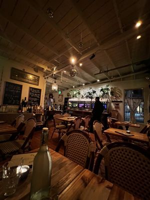 Chez Phinney by null