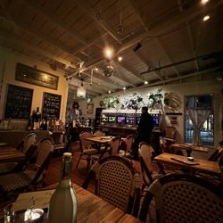 Chez Phinney - Interior upstairs