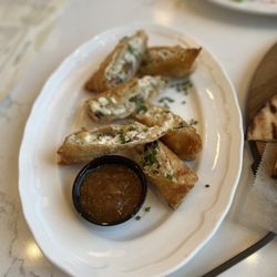 Elliott's - Southern chicken egg rolls appetizer