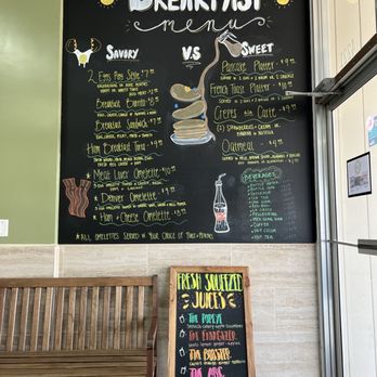 The Green Olive - Entry area and breakfast and drink menu boards - Mediterranean Near Me - Des Moines, Iowa The Green Olive - Entry area and breakfast and drink menu boards - Mediterranean Near Me - Des Moines, Iowa