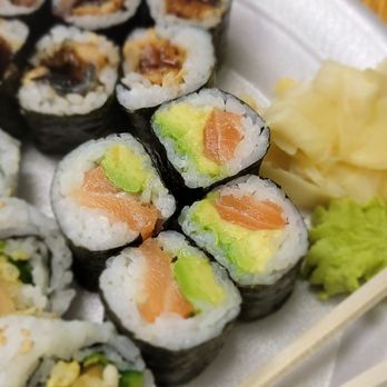Sushi Raku - Salmon avocado and eel roll - Japanese Near Me - Tamarac, Florida Sushi Raku - Salmon avocado and eel roll - Japanese Near Me - Tamarac, Florida