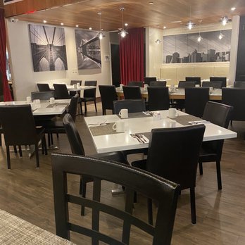 Romer Times Square - Dining area - Hotels Near Me - New York, New York Romer Times Square - Dining area - Hotels Near Me - New York, New York