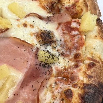 Flame & Brew - Burnt semolina - Pizza Near Me - Yakima, Washington Flame & Brew - Burnt semolina - Pizza Near Me - Yakima, Washington