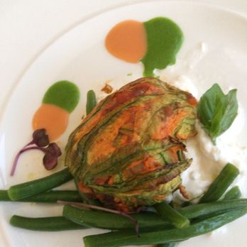 Vista by Casina Valadier - Fiori di zucca alla parmigiana - Italian Near Me - Rome, RM