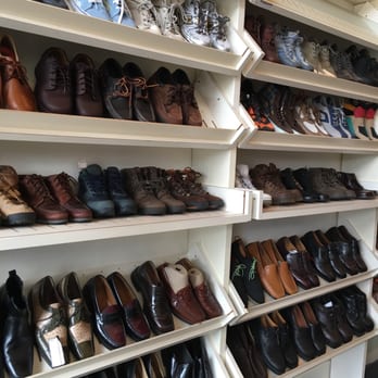 Elite Fashion Exchange - Men's shoes - Men's Clothing Near Me - Berkeley, California Elite Fashion Exchange - Men's shoes - Men's Clothing Near Me - Berkeley, California