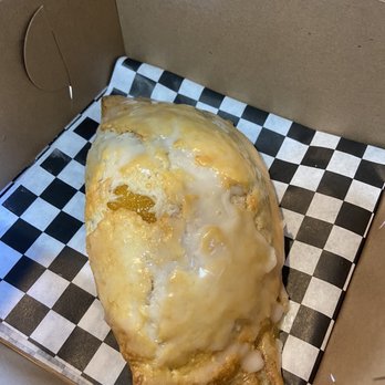 Kuboba Spot - Mango cheesecake empanada $5.95 right out of the oven too! - Bubble Tea Near Me - Berkeley, California Kuboba Spot - Mango cheesecake empanada $5.95 right out of the oven too! - Bubble Tea Near Me - Berkeley, California