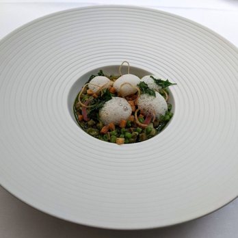 Facil - 07/04/22 Calf's Head and Tripe, Bean, Salted Lemon, Bamberger Hornchen, Coconut - French Near Me - Berlin, BE