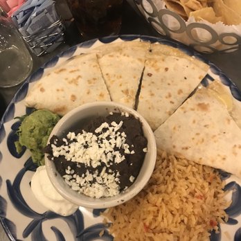Ambriza - Carne asada quesadillas - Mexican Near Me - Cypress, Texas Ambriza - Carne asada quesadillas - Mexican Near Me - Cypress, Texas
