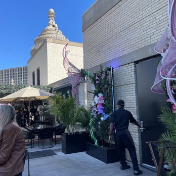 LH Rooftop - Patio - Cocktail Bars Near Me - Chicago, Illinois