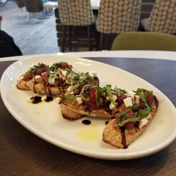 EVEN Hotel Eugene by IHG - Healthy AND yummy options available in Cork&Kale - Hotels Near Me - Eugene, Oregon