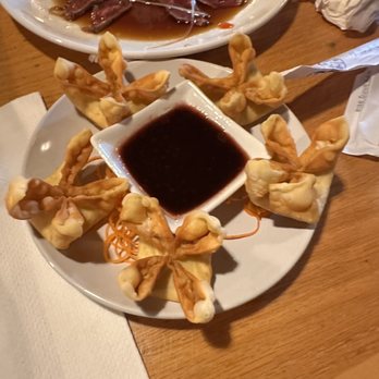 Ronin Sushi and Bar - Crab Rangoon - Sushi Bars Near Me - Daytona Beach, Florida