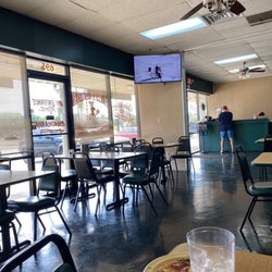 Mully's - Clean, spacious dining.