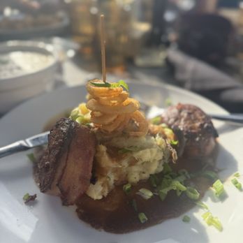49th State Brewing - Anchorage - Buffalo Meatloaf - Breweries Near Me - Anchorage, Alaska