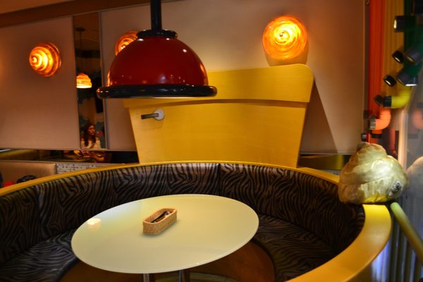 Modern Toilet Restaurant by null